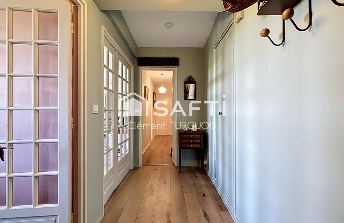 Saint-Cyr-sur-Loire  Appartement 85 m² rénové avec balcons, box et cave — photo 3