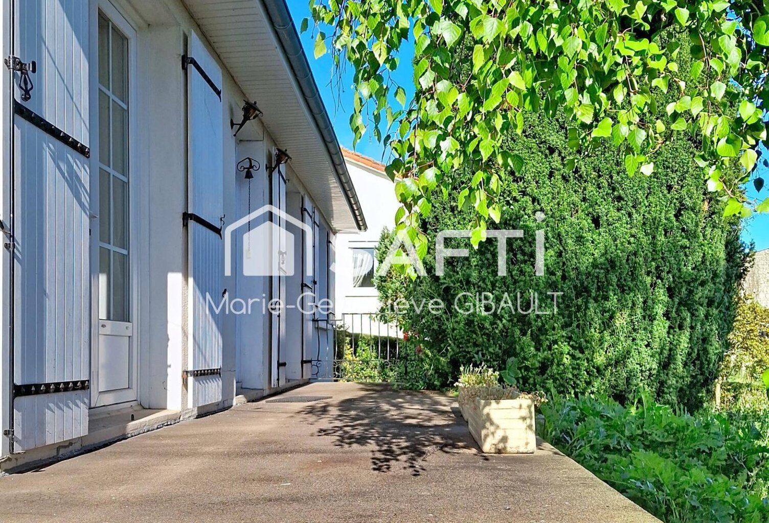 Maison familiale et/ou activité libérale, commerciale ou artisanale — photo 1