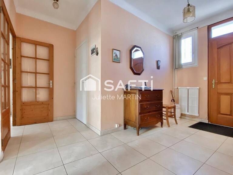 Maison de  125 m² avec garage et grand jardin. — photo 1