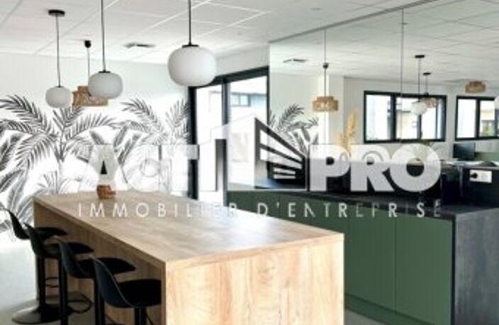 Bureaux à louer — photo 4