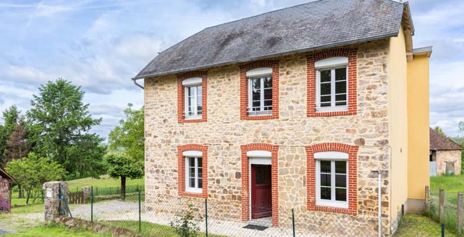 Maison en pierre de 4 pièces principales — photo 1