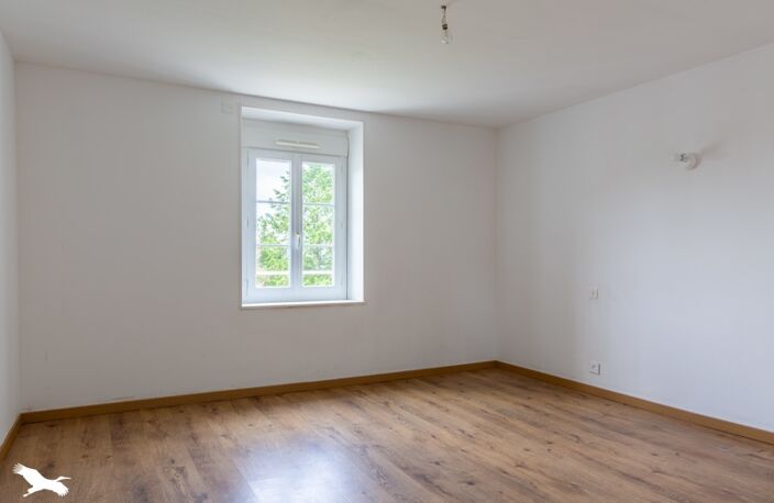 Maison en pierre de 4 pièces principales — photo 4