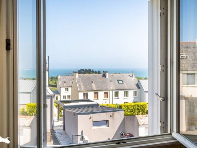 Maison de ville de 5 pièces principales — photo du bien