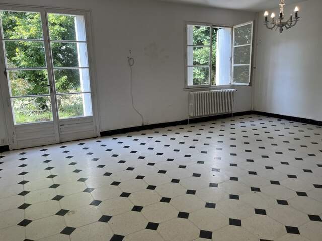 Pavillon de 7 pièces principales — photo du bien