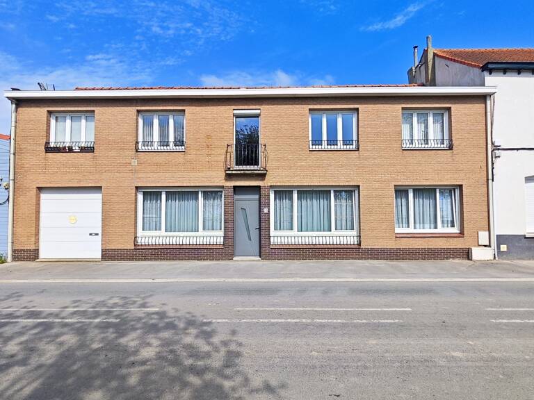 Vente Maison/villa 10 pièces — photo 1