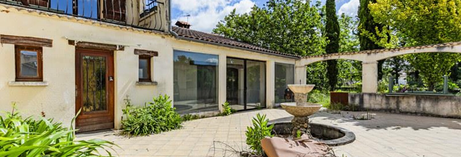 Maison 7 Pièces 200 m² à vendre à Les Peintures (33230)