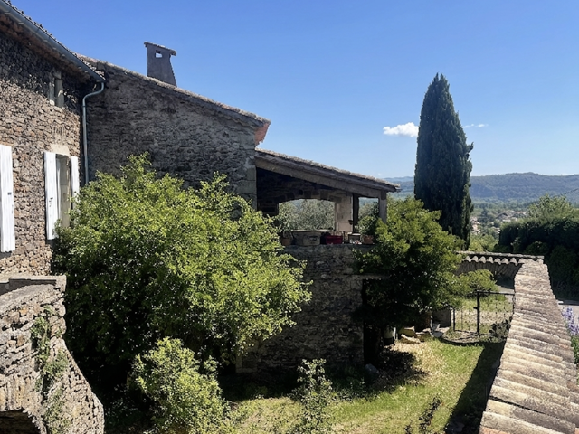 Vente Maison/villa 4 pièces — photo du bien