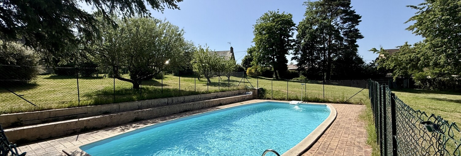 Maison 7 Pièces 137 m² à vendre à Neuvy-Grandchamp (71130)