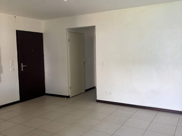APPARTEMENT T2 AVEC JARDIN — photo du bien