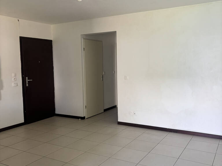 APPARTEMENT T2 AVEC JARDIN — photo 1