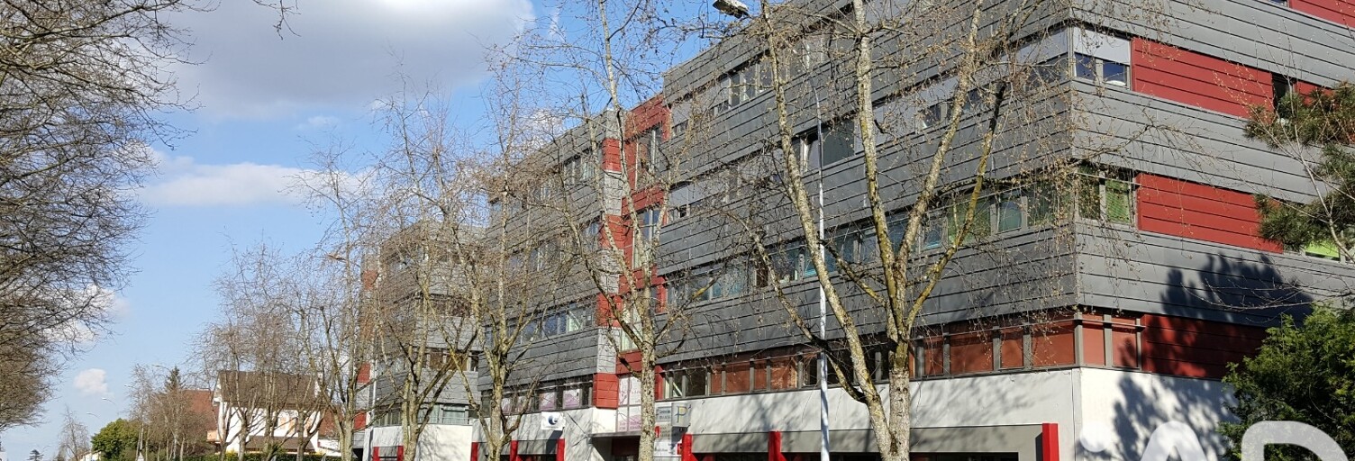 Commerce  86 m² à vendre à Saint-Julien-en-Genevois (74160)