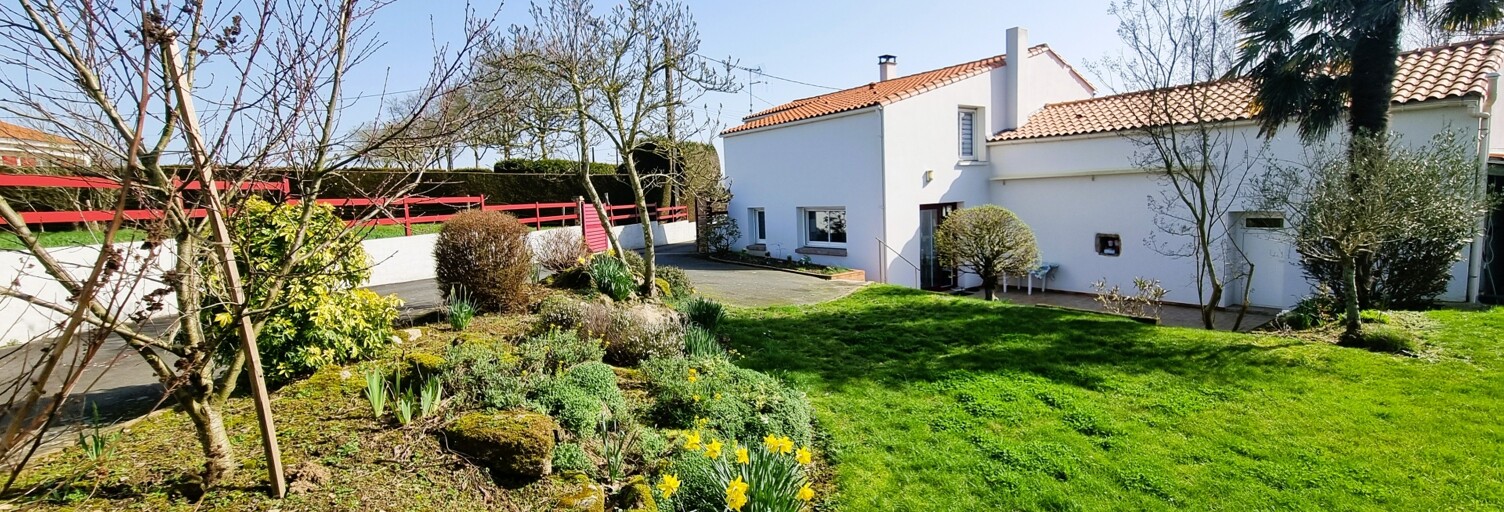 Maison 7 Pièces 156 m² à vendre à Les Herbiers (85500)