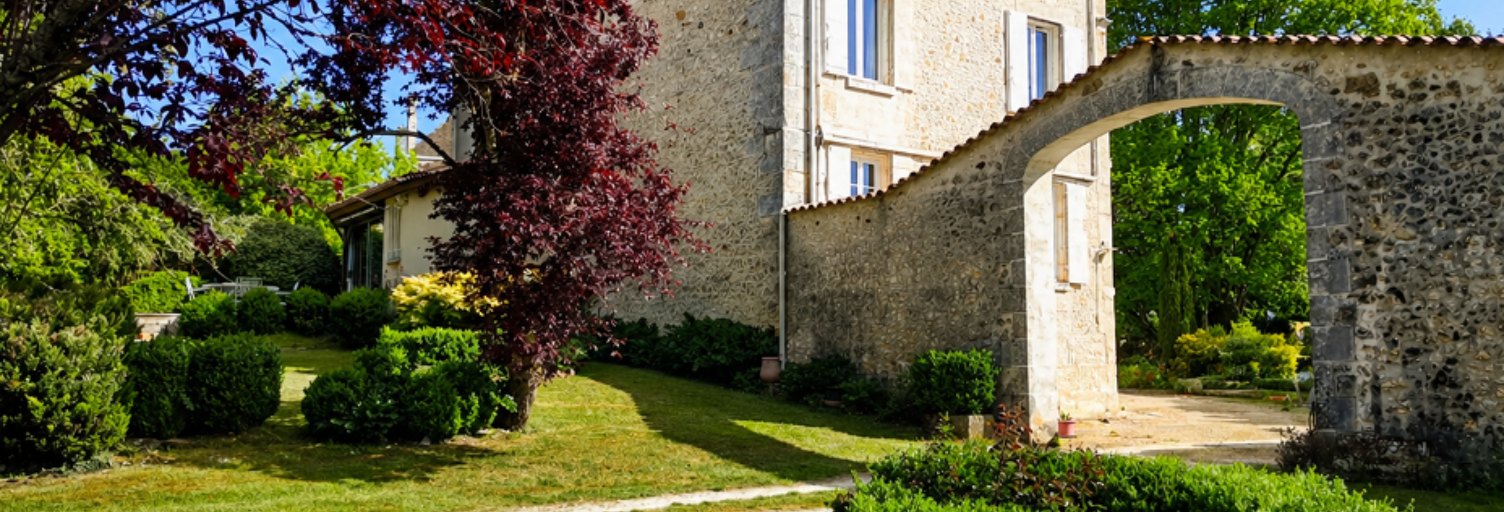 Maison 10 Pièces 223 m² à vendre à La Clotte (17360)