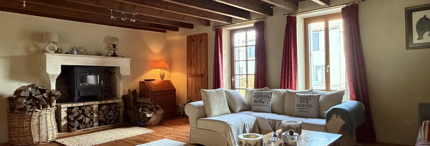 Maison 8 Pièces 245 m² à vendre à Bourneau (85200)