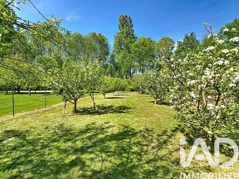 Vente Terrain 740 m&sup2; — photo 1
