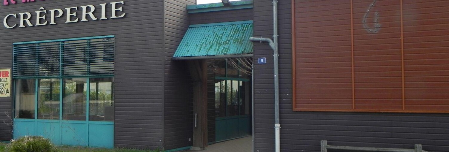 Commerce  380 m² à louer à Rambouillet (78120)