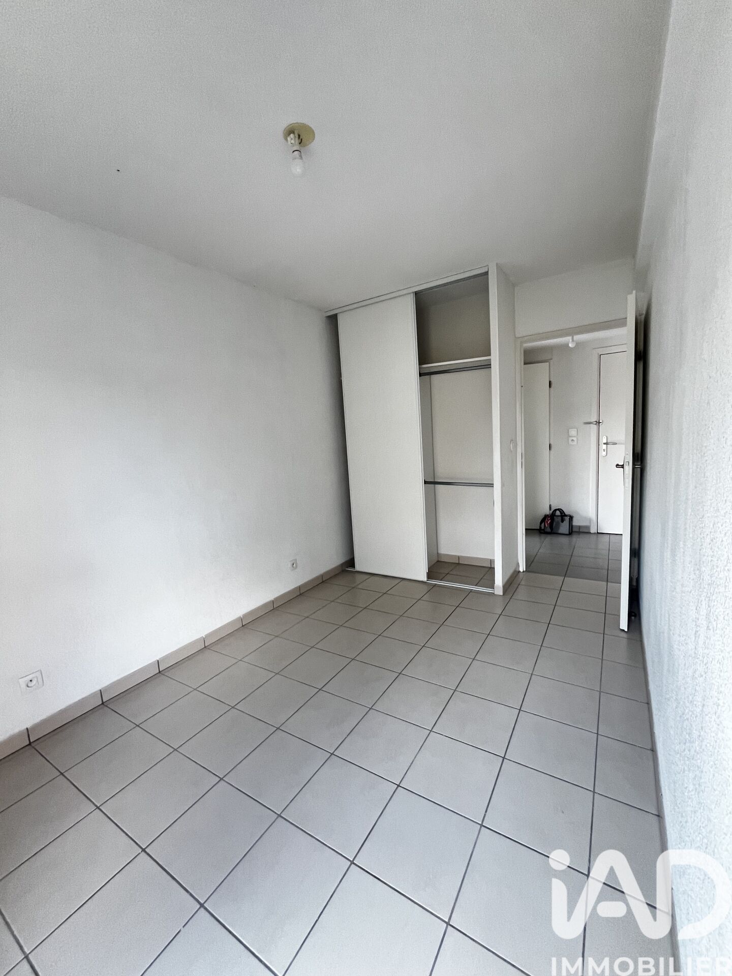 Location Appartement 3 pièces - Photo 5