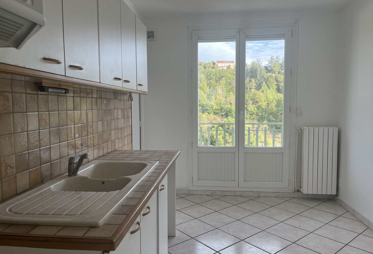IDEAL INVESTISSEUR appartement trois pièces secteur Bellevue / Le Mont — photo 1