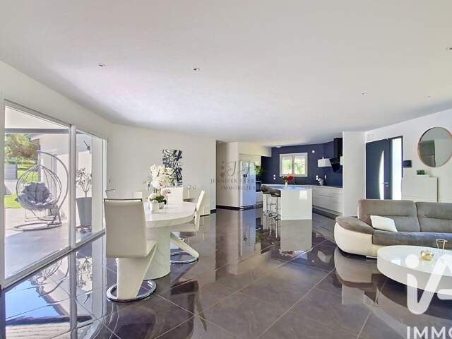Vente Maison/villa 5 pièces — photo du bien