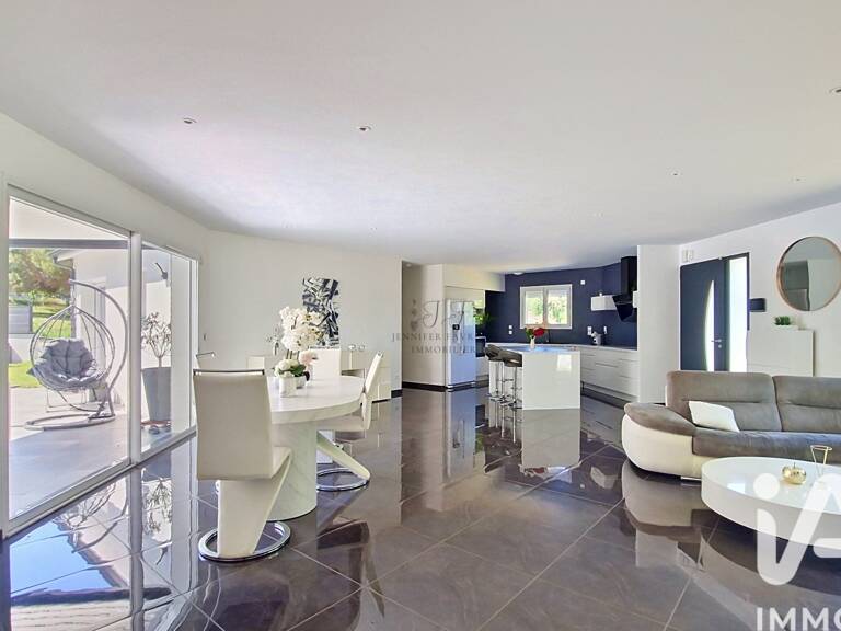 Vente Maison/villa 5 pièces — photo 1