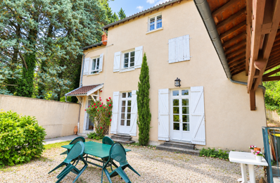 MAISON DE VILLE DE CARACTERE CHARGEE D'HISTOIRE — photo du bien