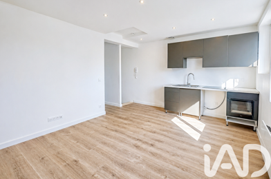 Appartement 2 pièces 810 €