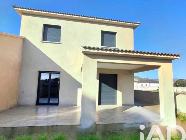 Vente Maison/villa 4 pièces — photo du bien
