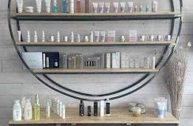 Vente Esthétique, Coiffure 180 m&sup2; — photo du bien