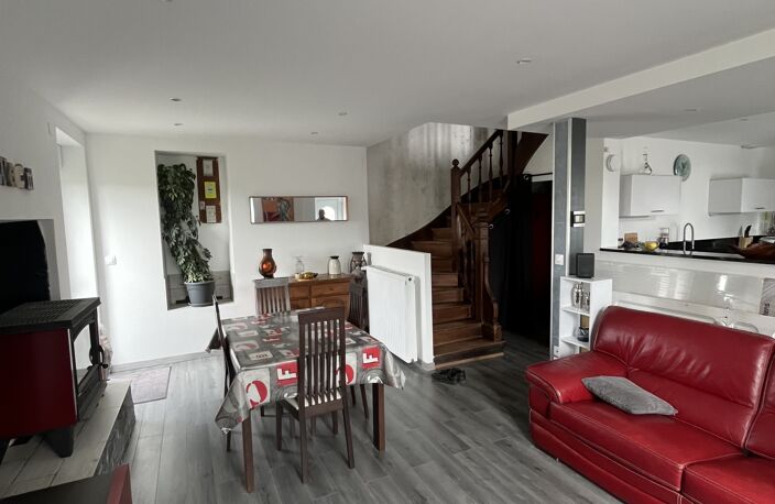 Vente Maison/villa 5 pièces — photo 2