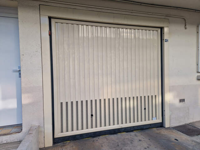Garage à vendre Toulon Ouest — photo du bien