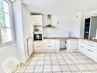 Appartement 4 pièces de 103 m2   Poisat (38320) — photo 2