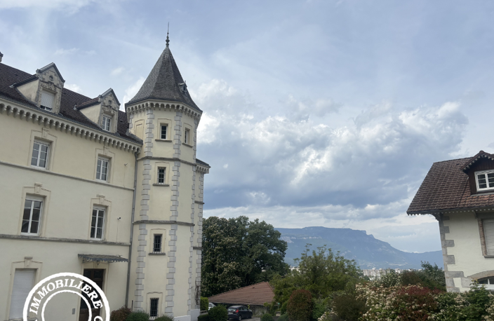 Appartement 4 pièces de 103 m2   Poisat (38320) — photo 3