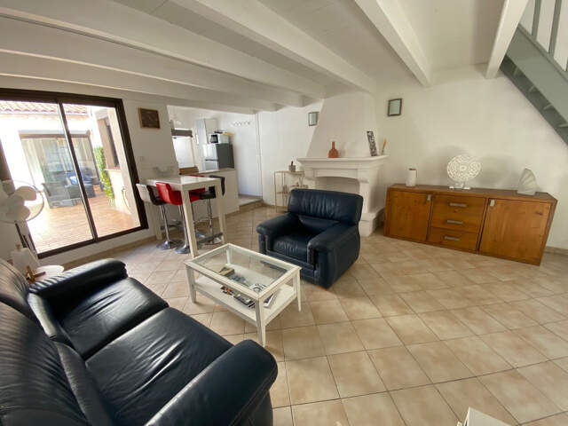 Maison de ville avec grande terrasse — photo du bien