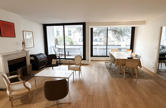 Reims, hyper centre très bel appartement avec garage et loggia — photo 5