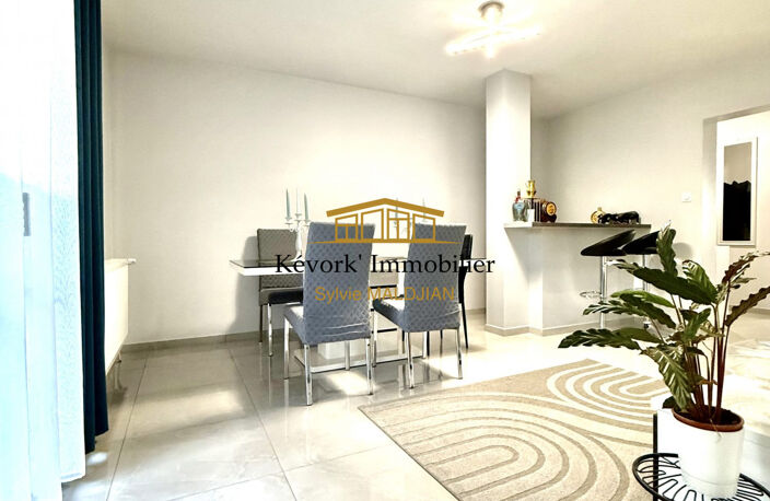 Valence Sud, appartement T5, entièrement rénové, avec parking — photo 2