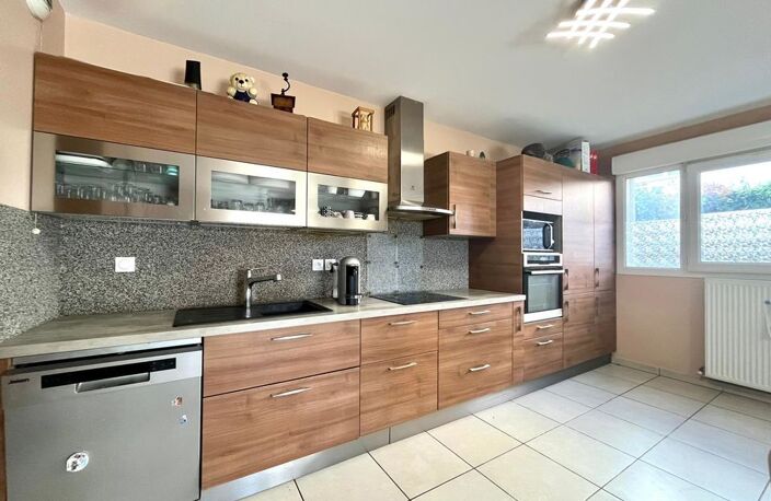 RARE A LA VENTE : CRANVES SALES APPARTEMENT TYPE 4 — photo 3