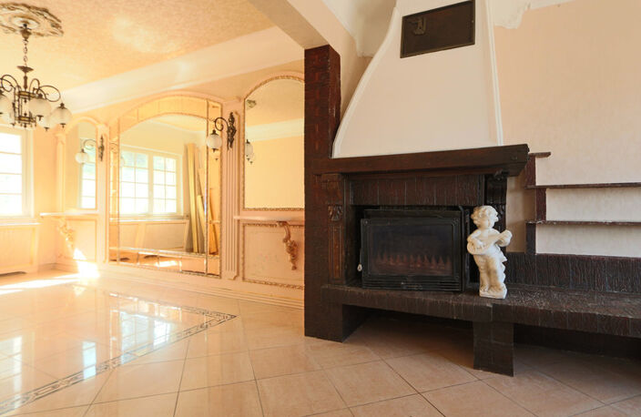 Maison de caractère – 223 m² habitables – Terrasse 60 m² et double garage — photo 2