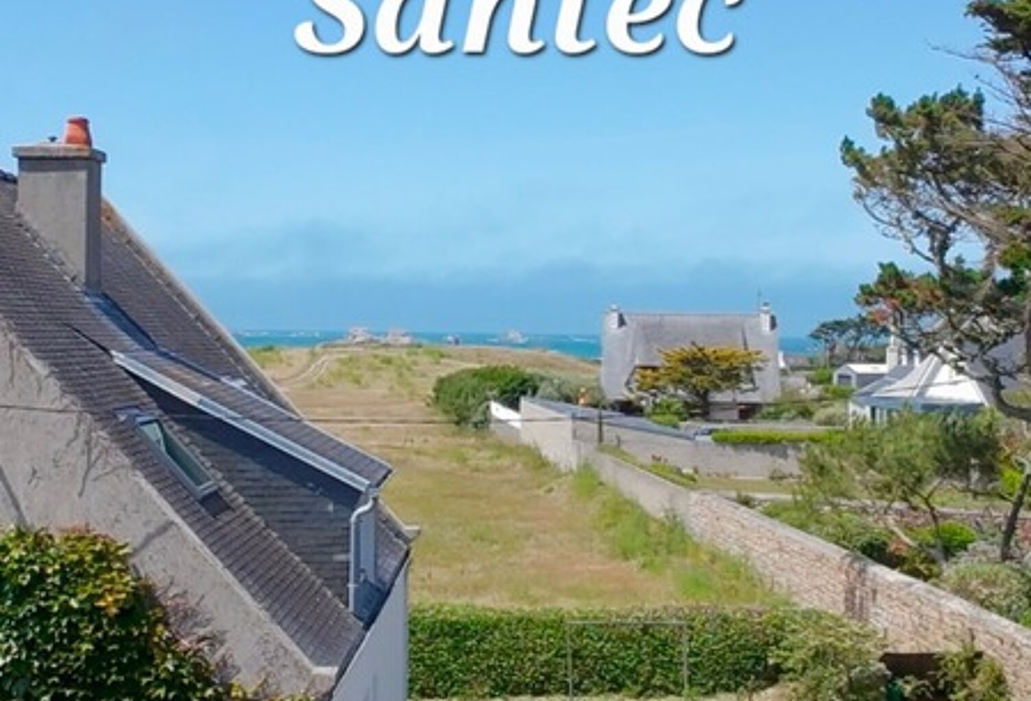 SANTEC : Coup de coeur de 110m² charme des années 50 vue mer et jardin clos — photo 1