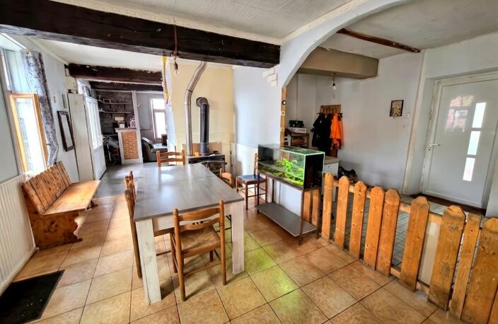HIRSON (02) -   Vente maison semi-individuelle avec 3 chambres  ️ ️ ️ et jardin   — photo 4