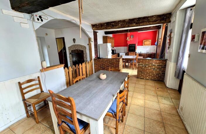 HIRSON (02) -   Vente maison semi-individuelle avec 3 chambres  ️ ️ ️ et jardin   — photo 5