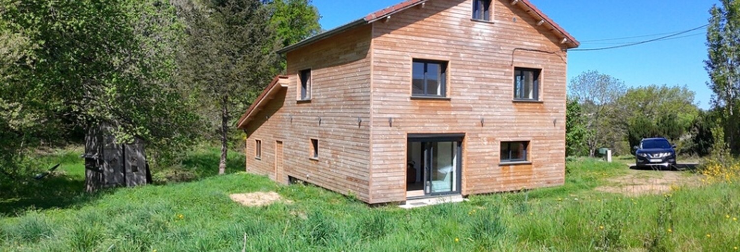Maison 6 Pièces 110 m² à vendre à Poule-les-Écharmeaux (69870)