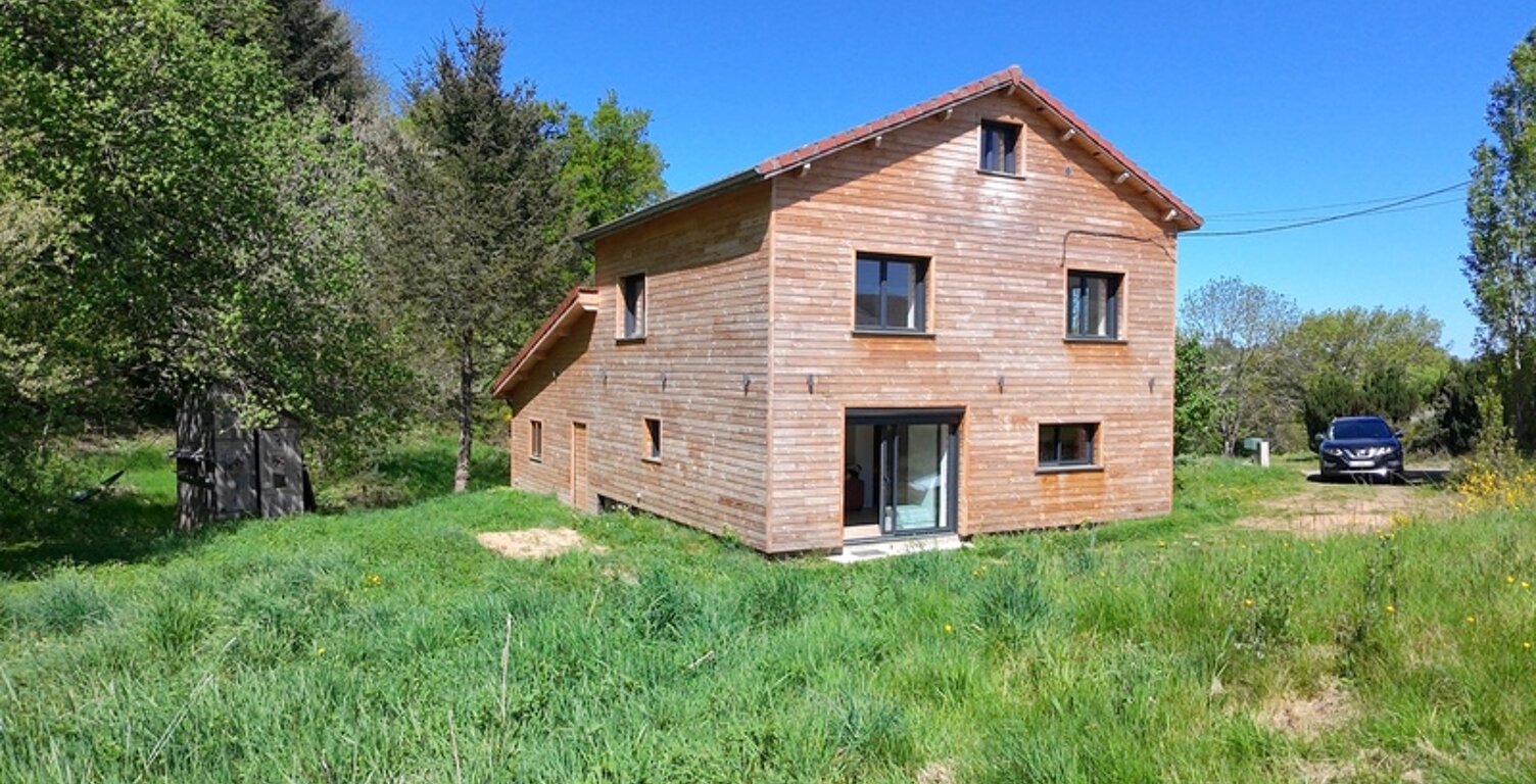 Maison à vendre 6 pièces Proche de POULE LES ECHARMEAUX (42) — photo 1