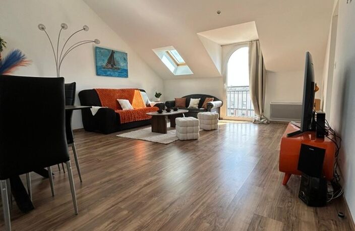 Appartement PLEIN CENTRE à vendre 4 pièces 2 chambres PORNIC (44) 89 M² AU SOL, PL Pk + Box — photo 3