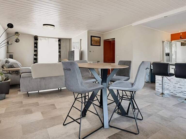 Maison à vendre 4 pièces BONS EN CHABLAIS (74) — photo 1