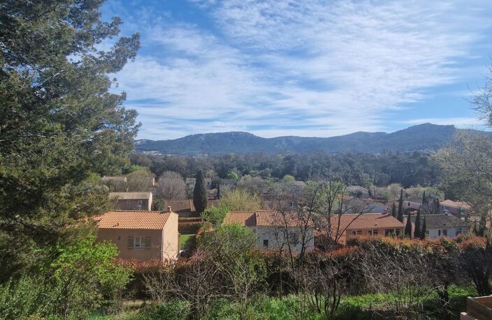 Secteur Buzine Villa T4 non mitoyenne de 102m² avec vue panoramique et garage sur terrain de 400m² — photo 3