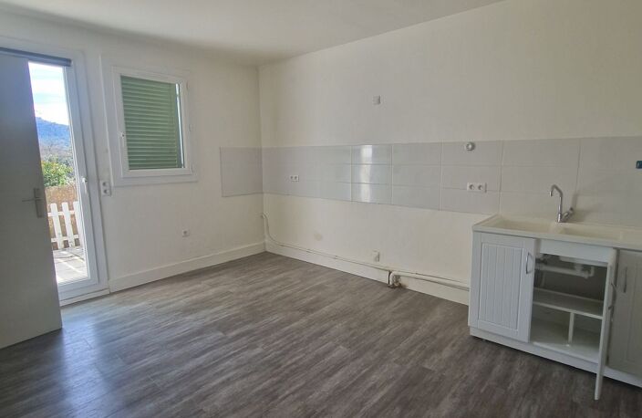 Secteur Buzine Villa T4 non mitoyenne de 102m² avec vue panoramique et garage sur terrain de 400m² — photo 4