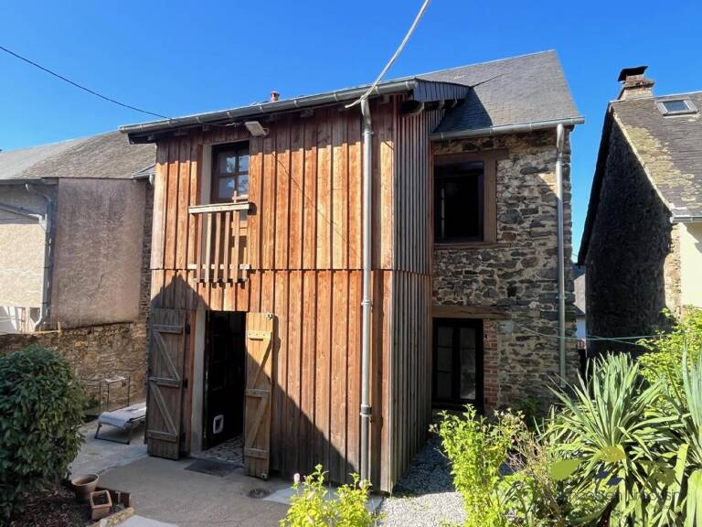 CORREZE — photo 1