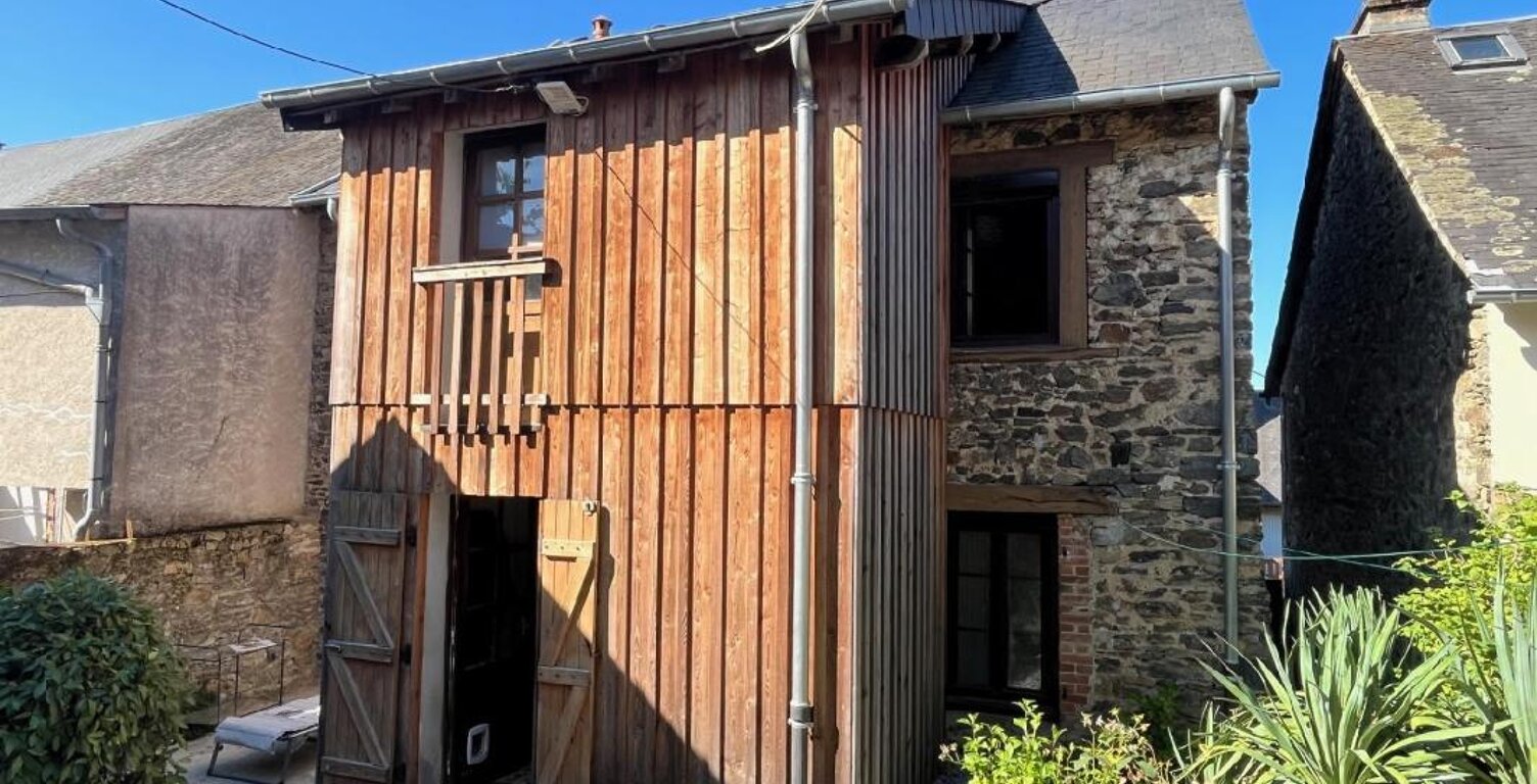 CORREZE — photo 1