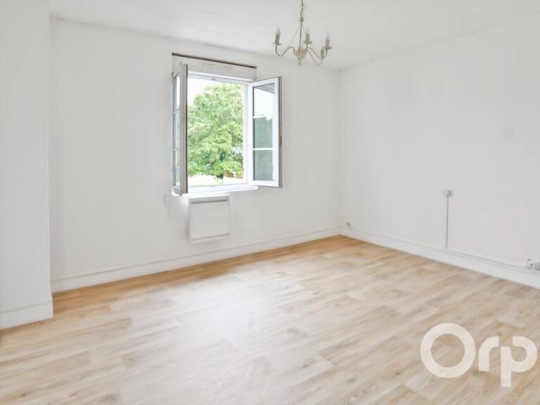 Appartement À Vendre — photo 1