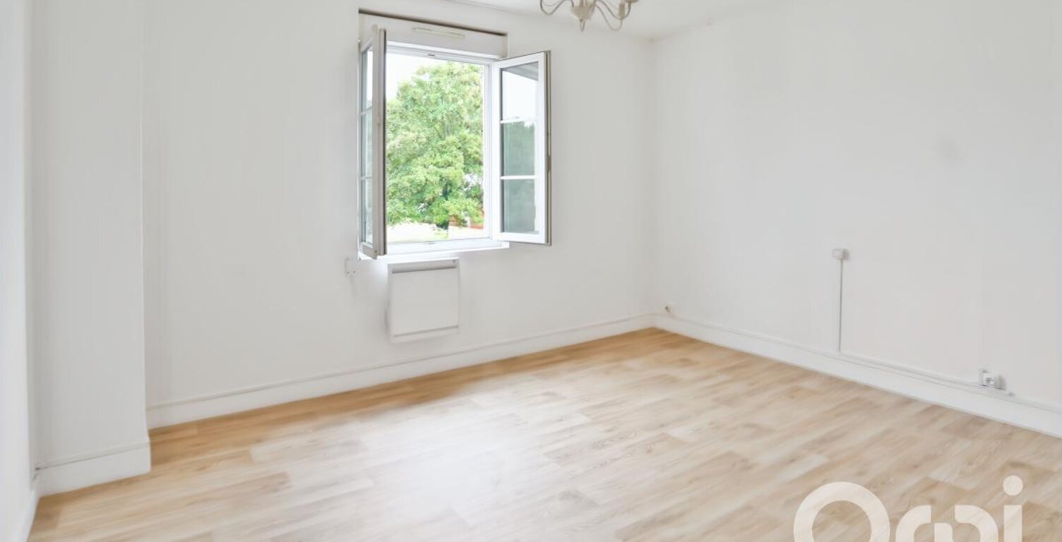 Appartement À Vendre — photo 1